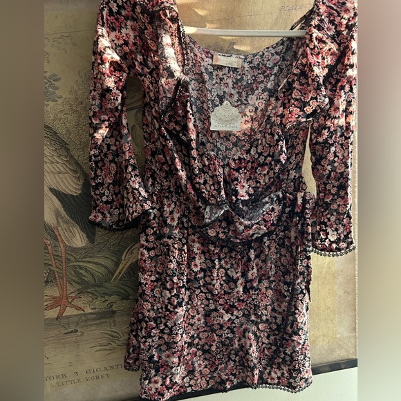 New Altar’d State Dress SZ Large can fit Medium off shoulder - Picture 2 of 6